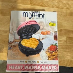 MyMini Heart Shaped Waffle Maker - Pink and Black